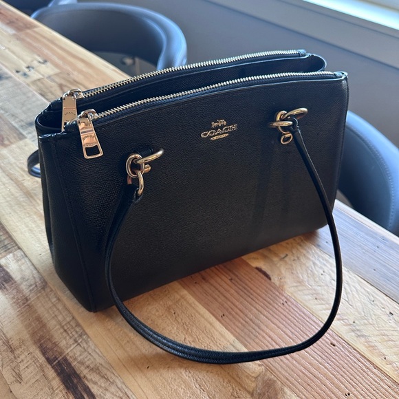 Coach Mini Lillie in Black Handbag Purse - Picture 1 of 11